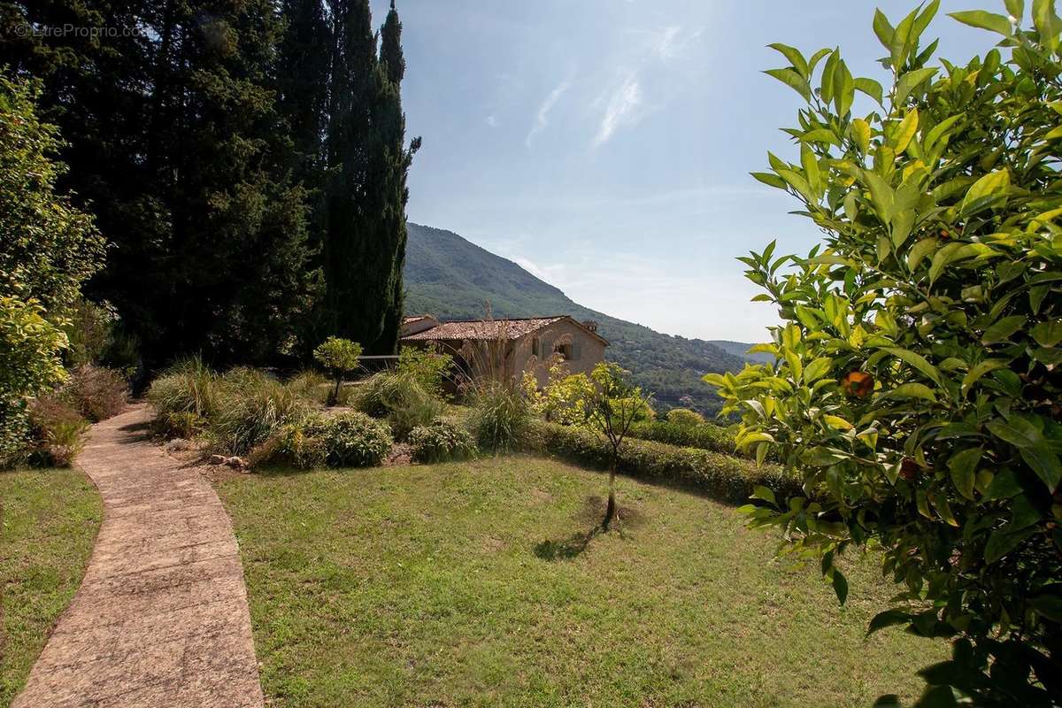 Maison à GOURDON