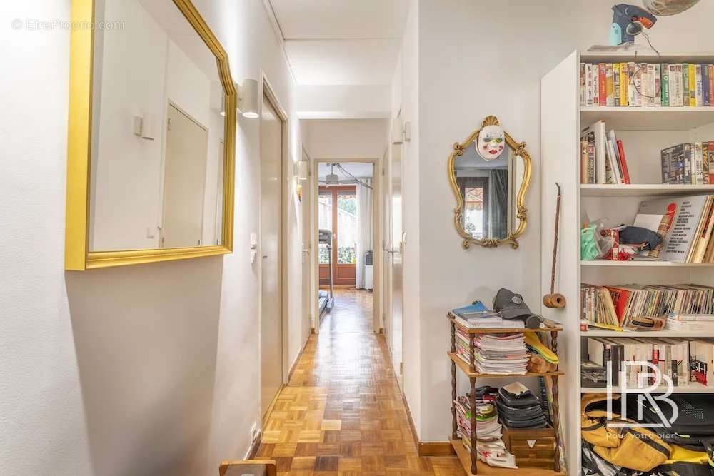 Appartement à MARSEILLE-7E