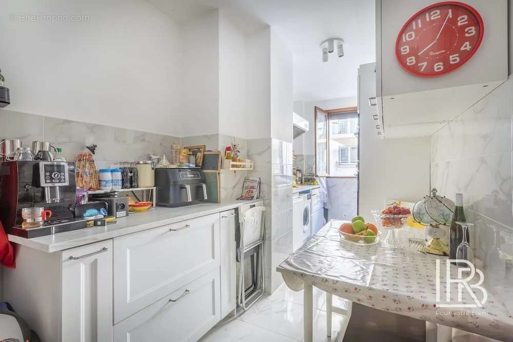 Appartement à MARSEILLE-7E