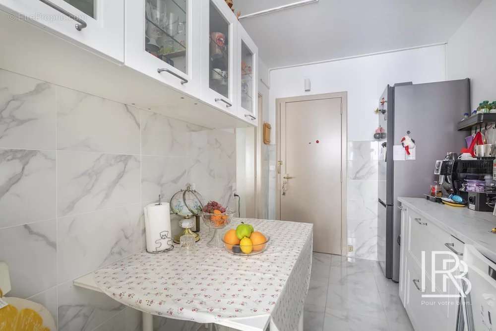 Appartement à MARSEILLE-7E