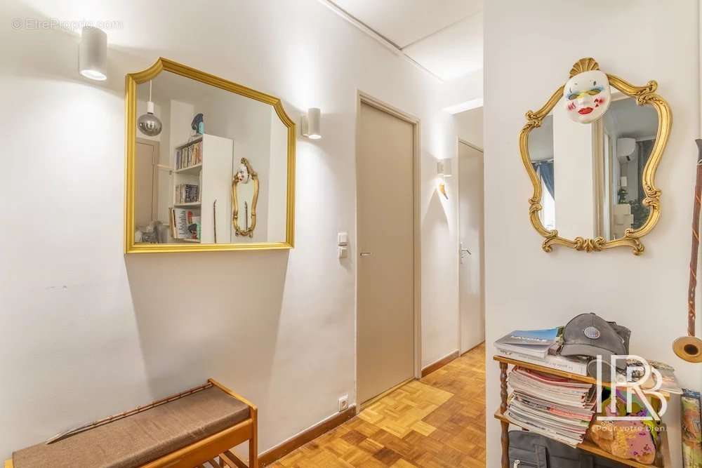 Appartement à MARSEILLE-7E