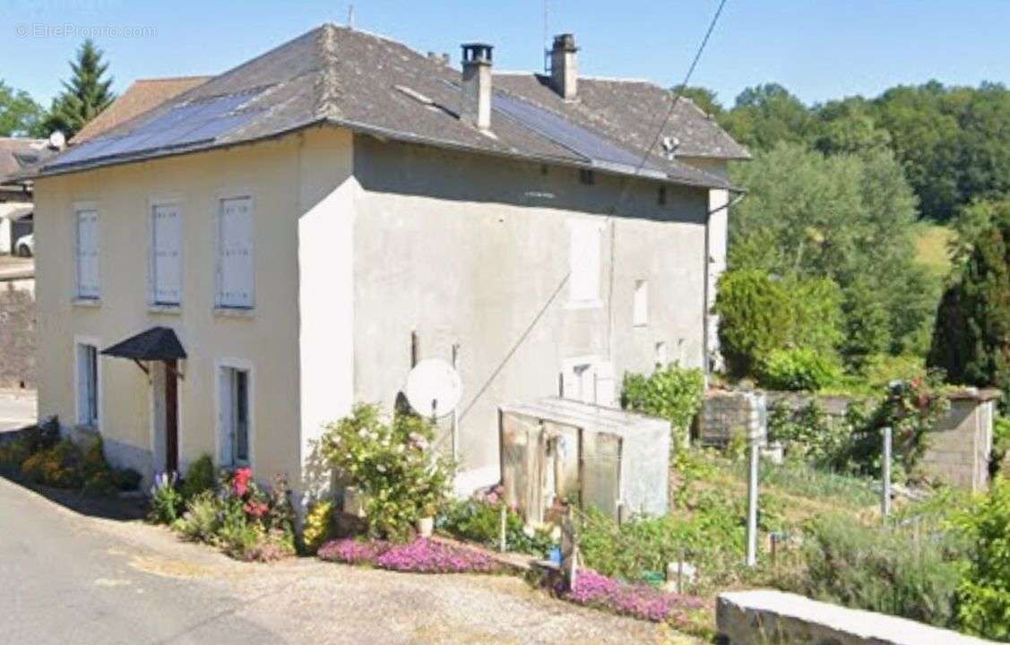 Maison à CHATEAUNEUF-LA-FORET