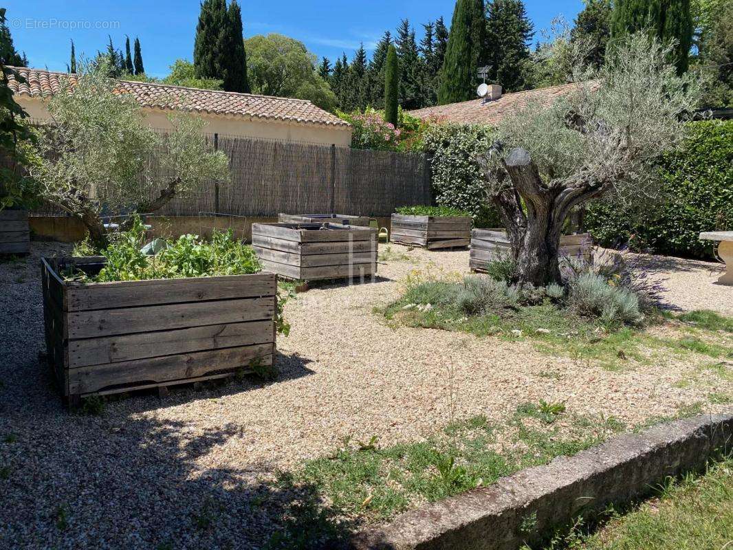 Maison à MAUSSANE-LES-ALPILLES