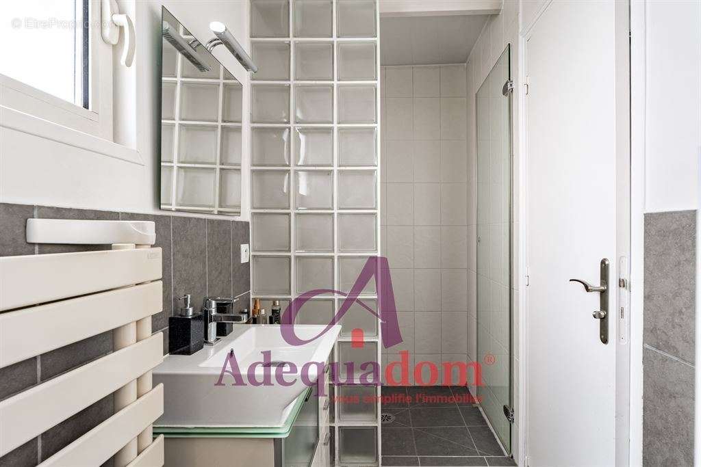 Appartement à BOIS-COLOMBES