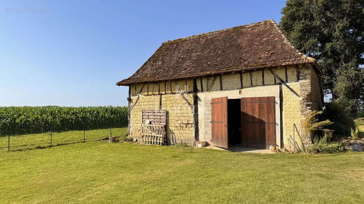 Maison à ARTHEZ-DE-BEARN