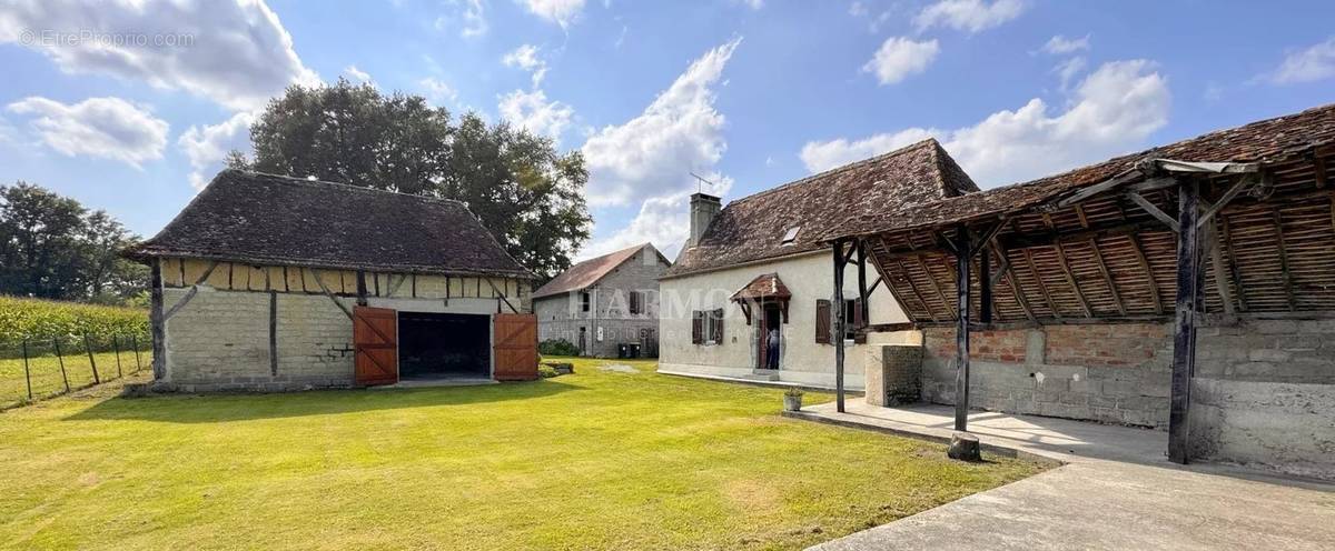 Maison à ARTHEZ-DE-BEARN