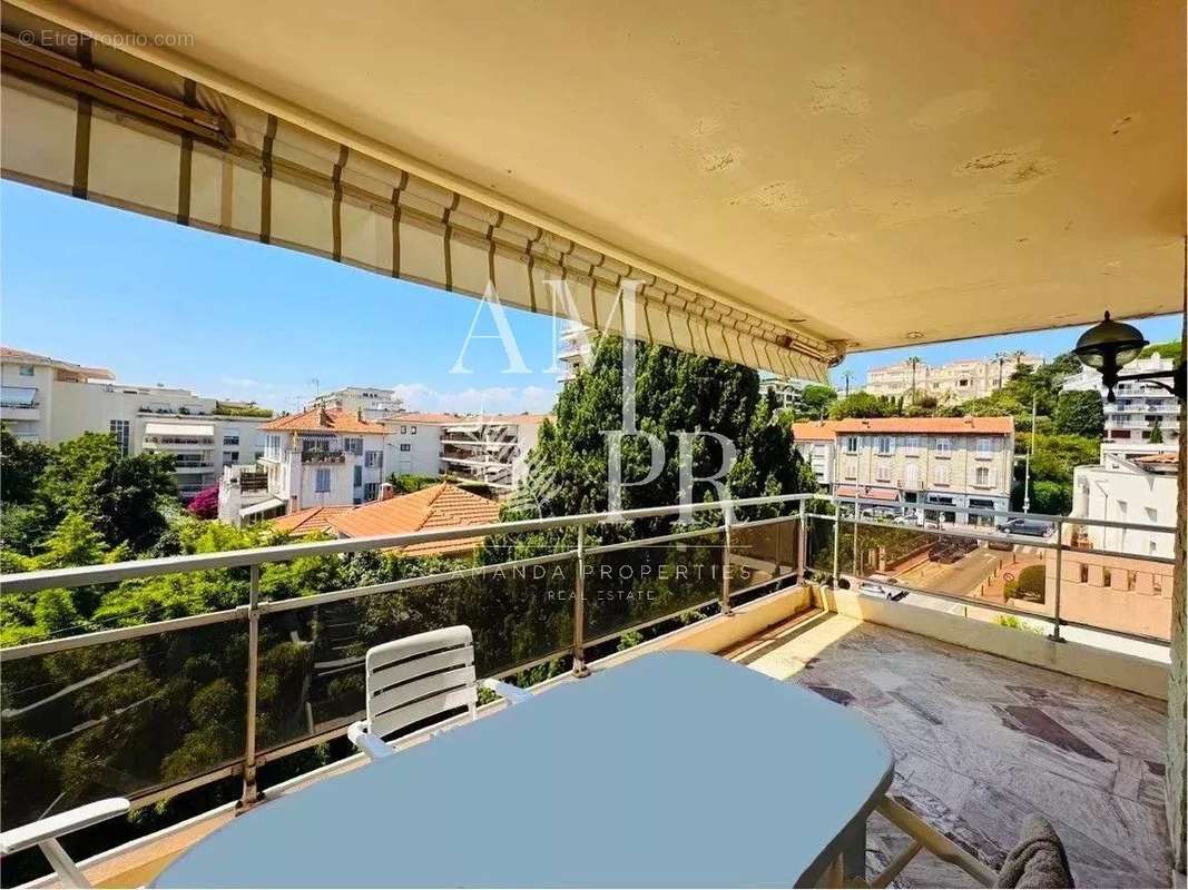 Appartement à CANNES