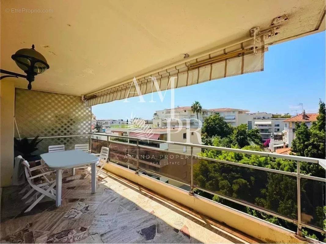 Appartement à CANNES