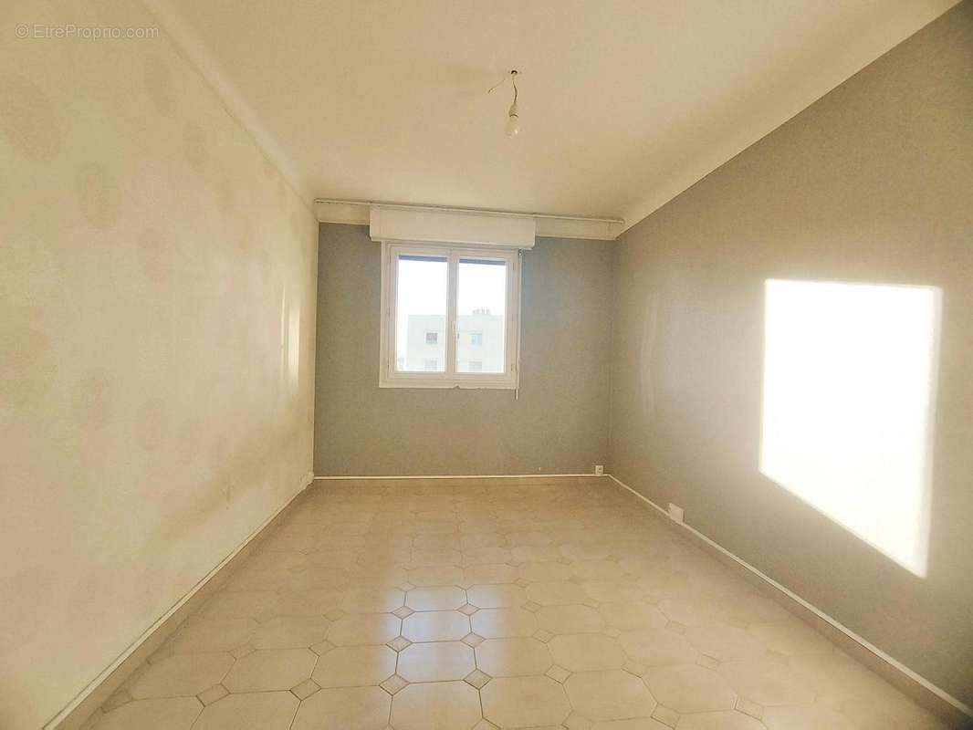   - Appartement à NICE