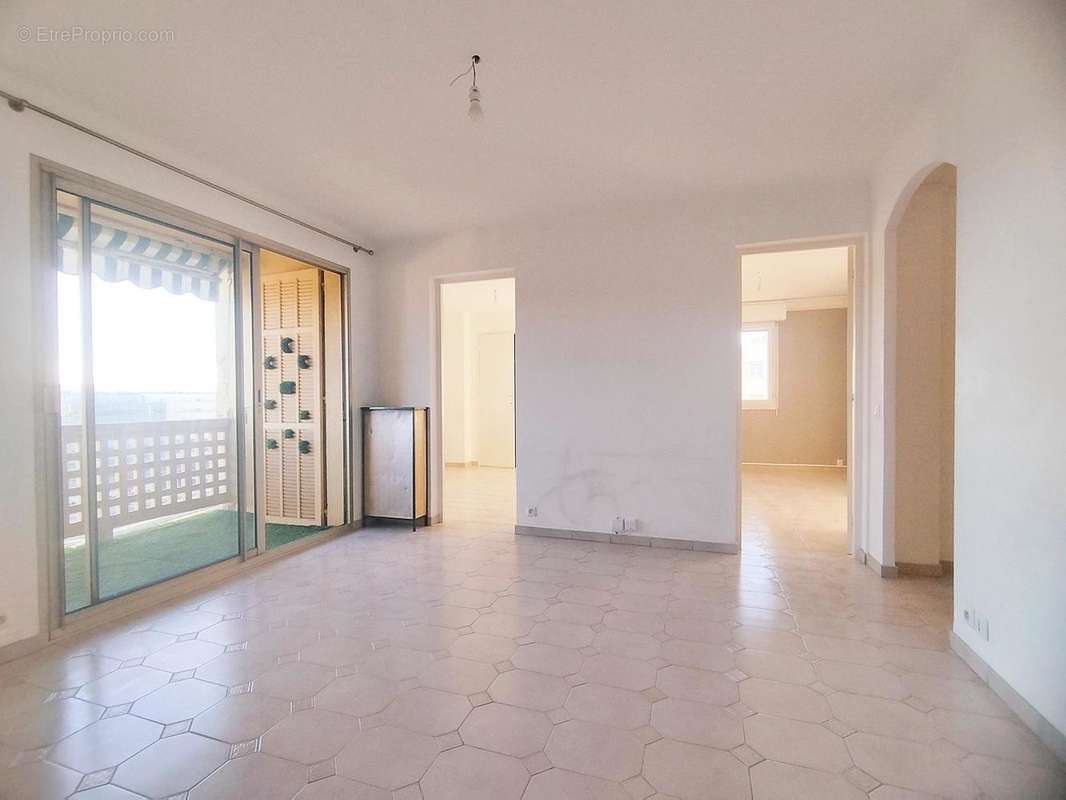   - Appartement à NICE