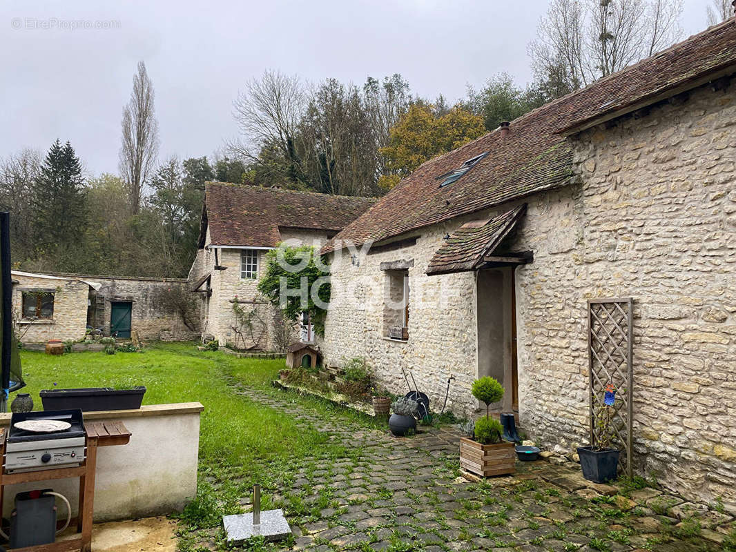 Maison à MILLY-LA-FORET