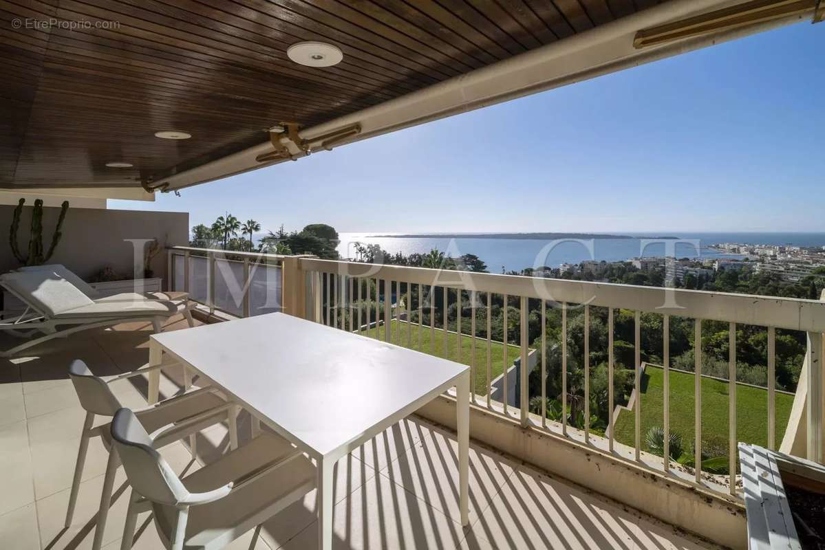 Appartement à CANNES