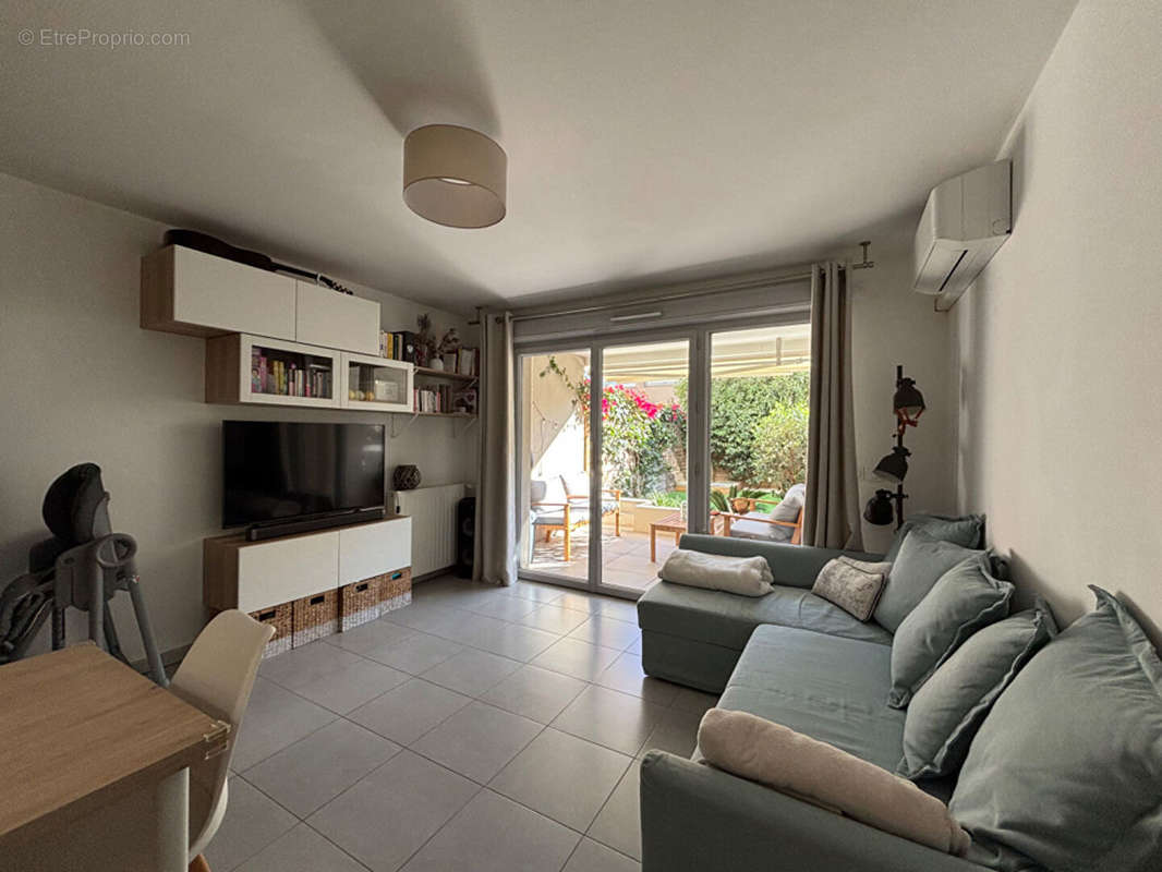 Appartement à VILLENEUVE-LOUBET