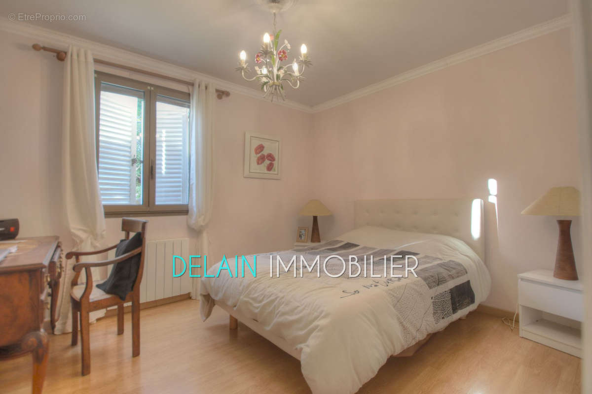 Appartement à VILLENEUVE-LOUBET