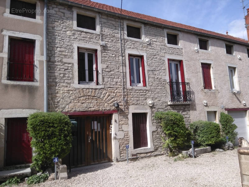 Appartement à SAINT-APOLLINAIRE