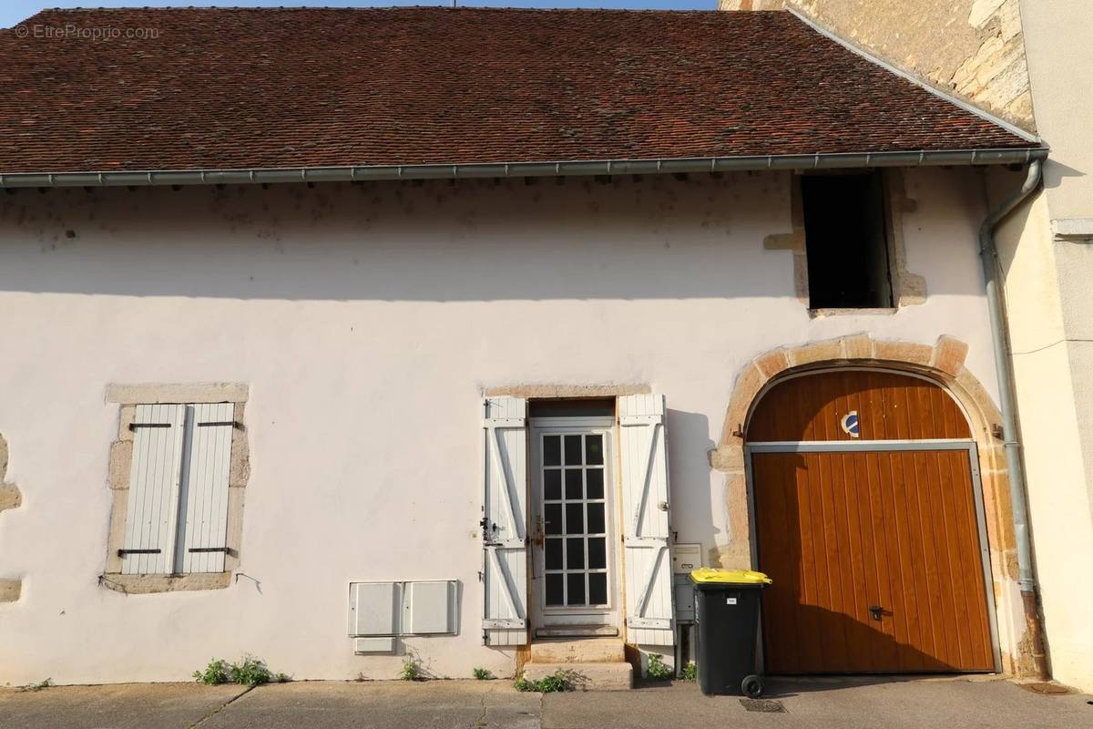 Appartement à AUXONNE