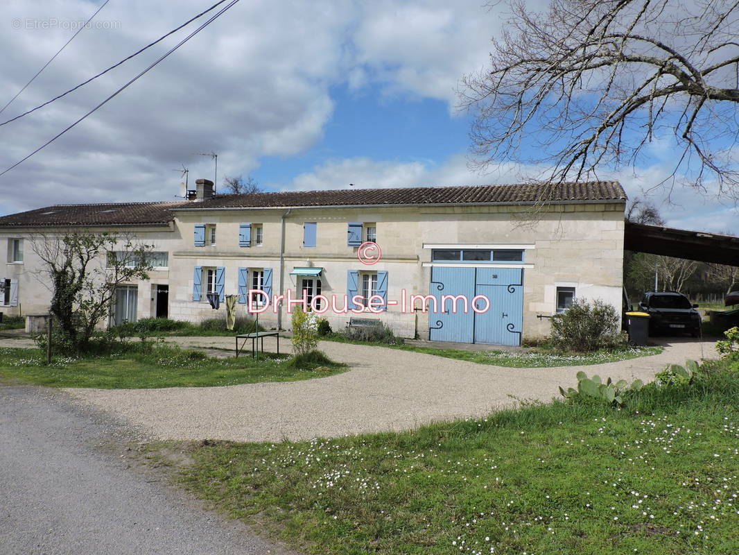 Maison à LAGORCE