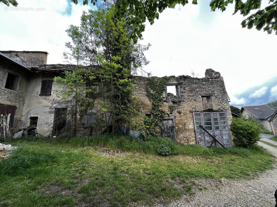 Maison à VEYSSILIEU