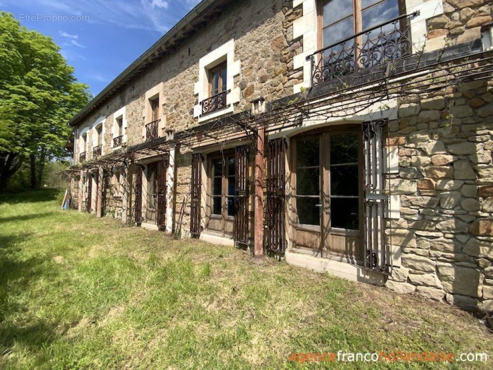 Maison à CUBLAC