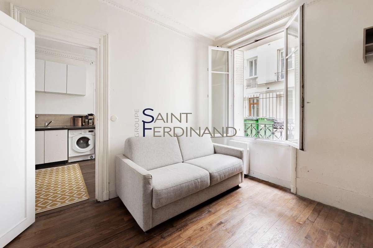 Appartement à PARIS-18E