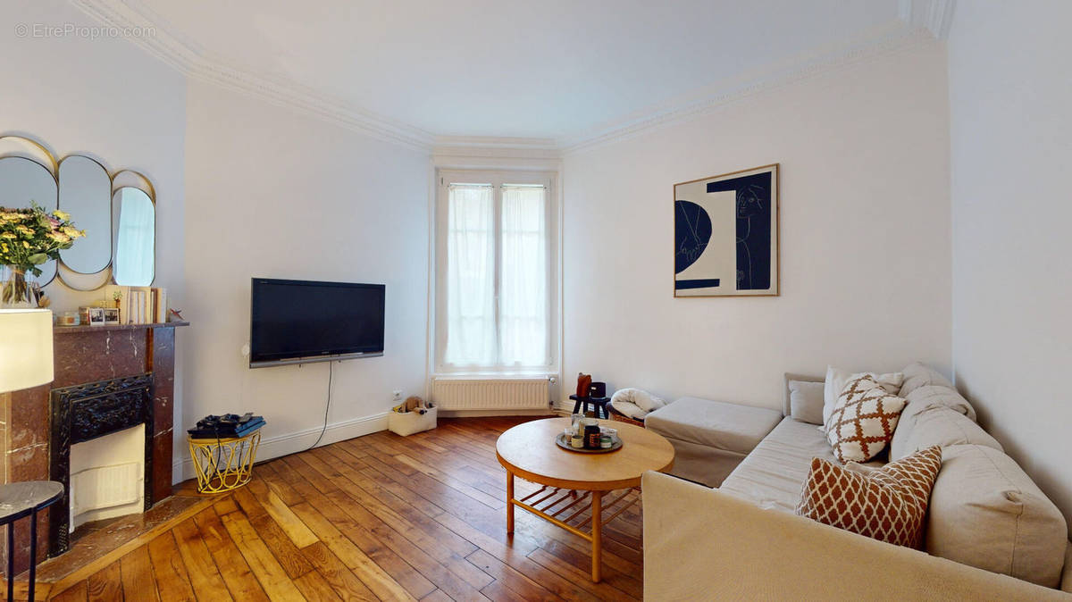 Appartement à ENGHIEN-LES-BAINS