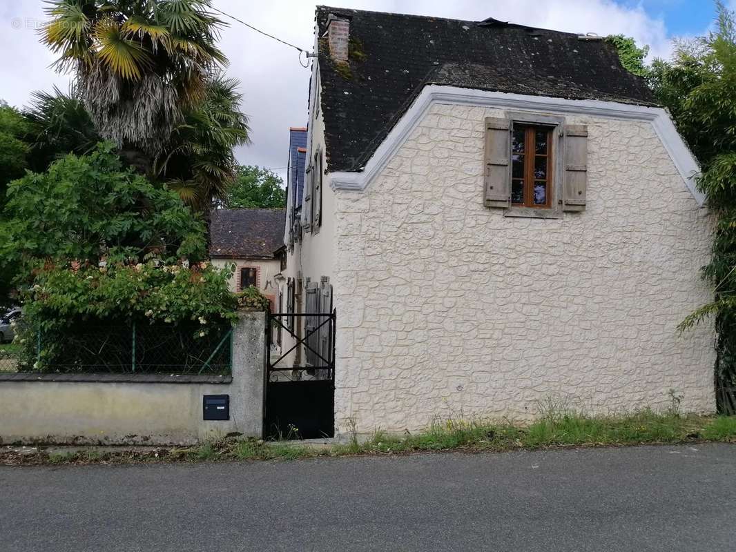 Maison à CROUSEILLES