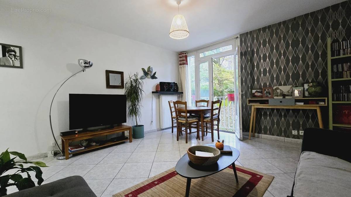 Appartement à LE RAINCY