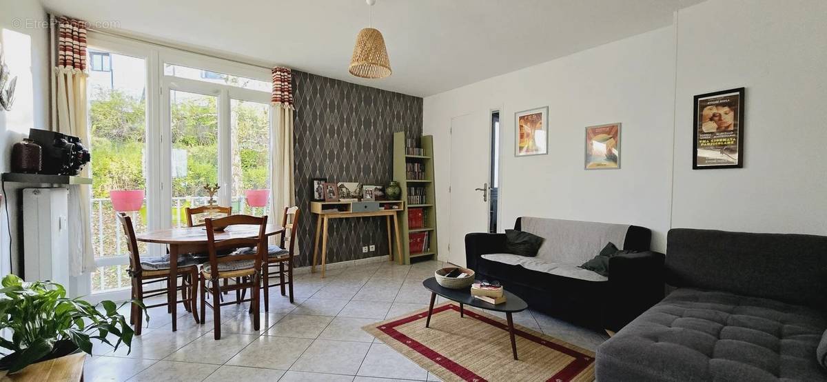 Appartement à LE RAINCY