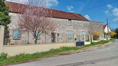 Maison à LA FERTE-GAUCHER