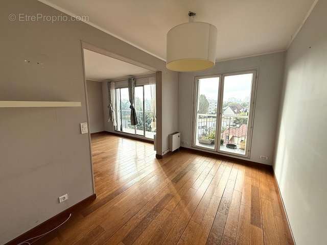 Appartement à MAISONS-ALFORT