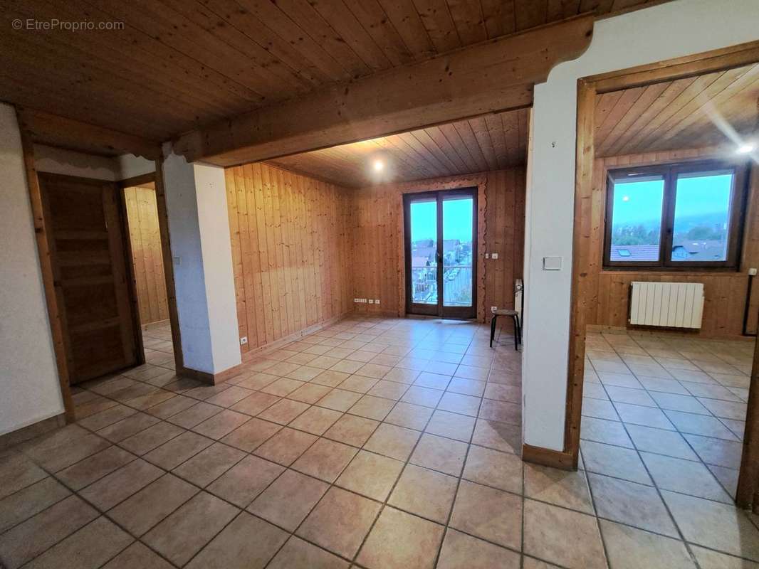 Appartement à CLUSES