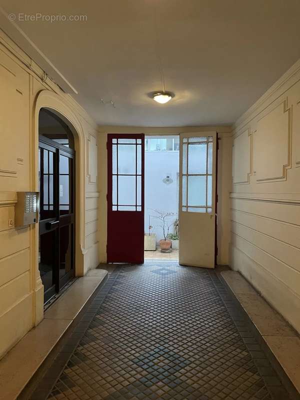 Appartement à PARIS-18E