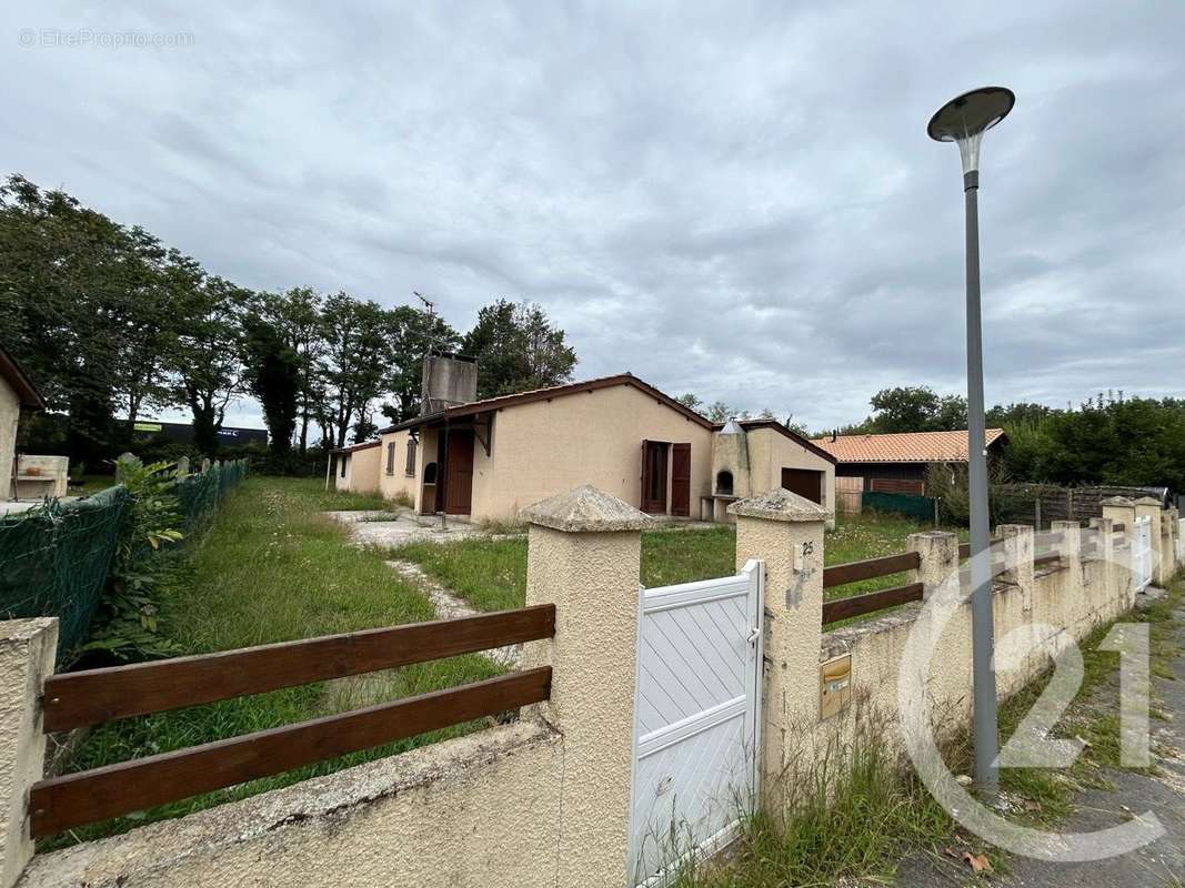 Maison à SAINT-ANDRE-DE-CUBZAC