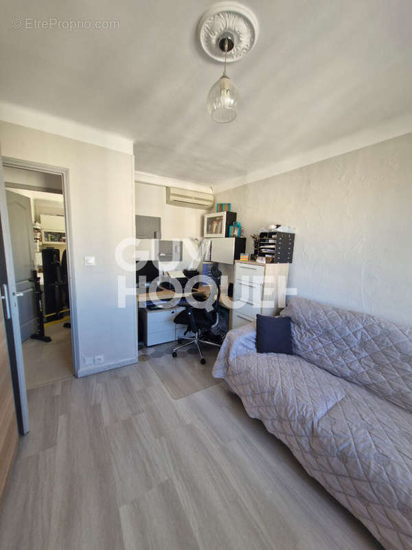 Appartement à MARSEILLE-15E