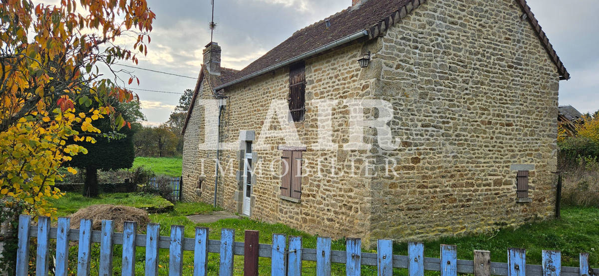 Maison à SAINT-PIERRE-DES-NIDS