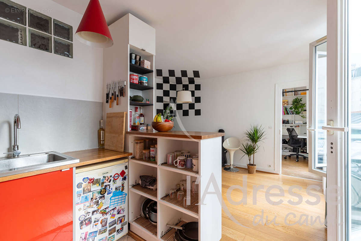 Appartement à PARIS-10E