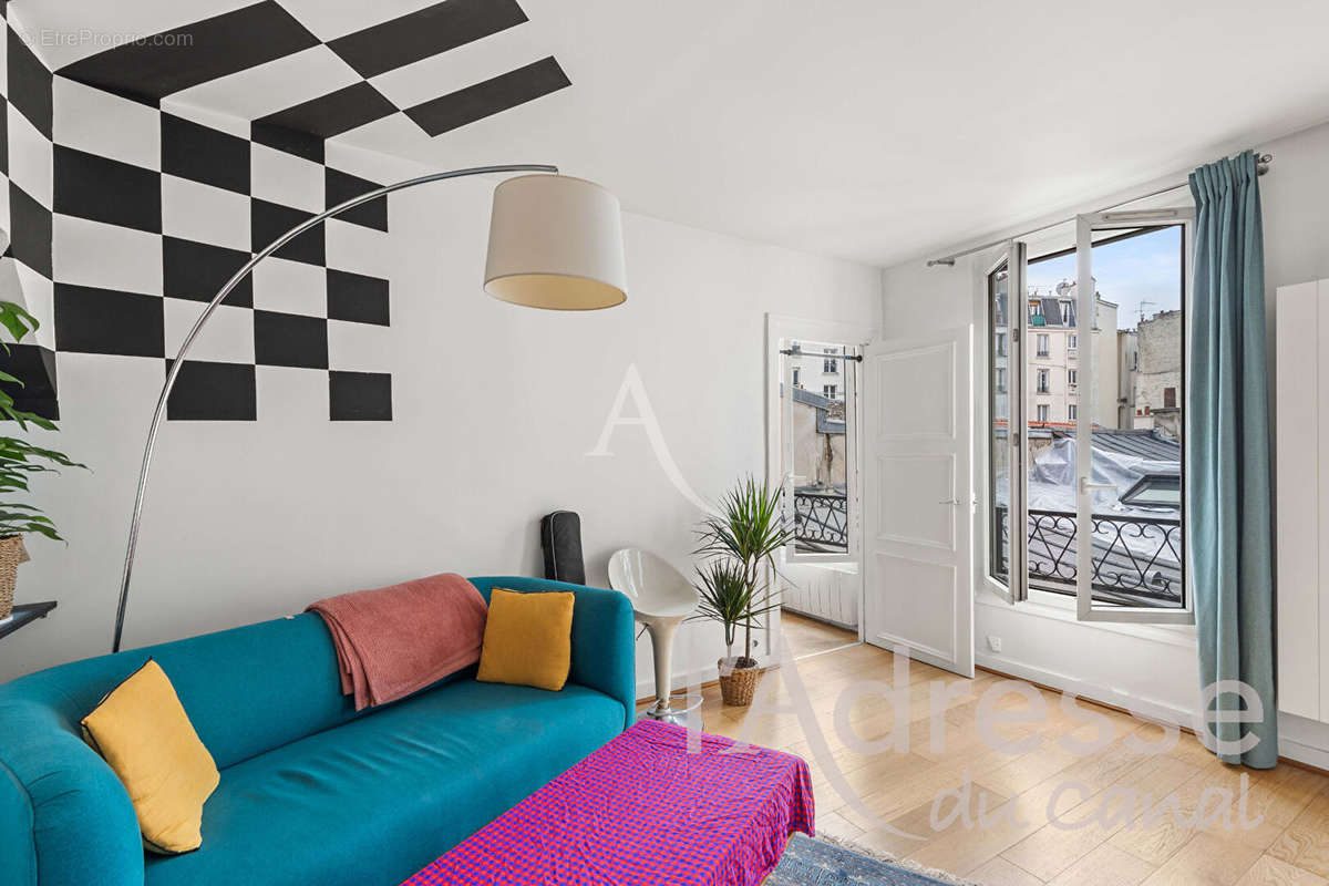 Appartement à PARIS-10E