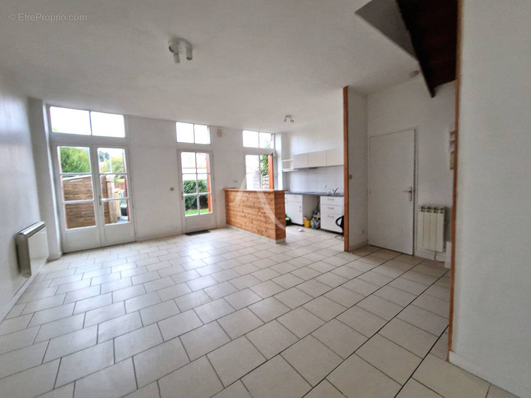 Appartement à SAINT-SEBASTIEN-SUR-LOIRE