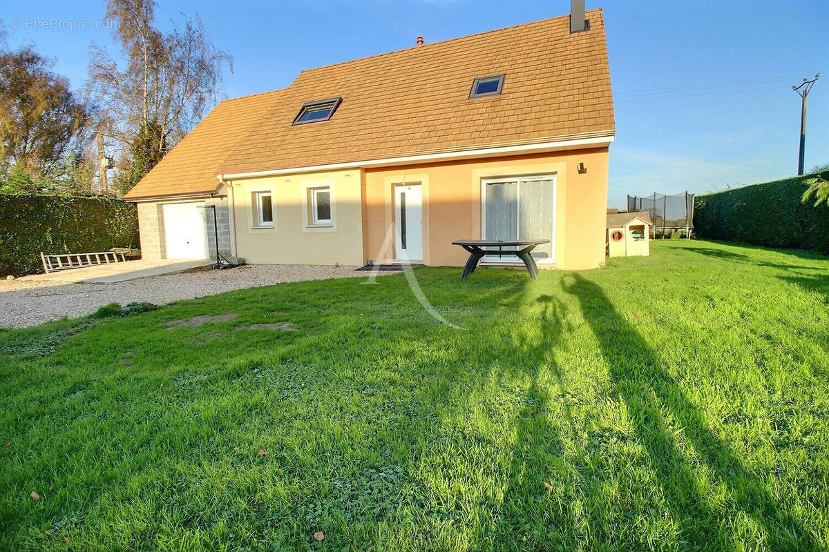 Maison à FLEURY-SUR-ANDELLE