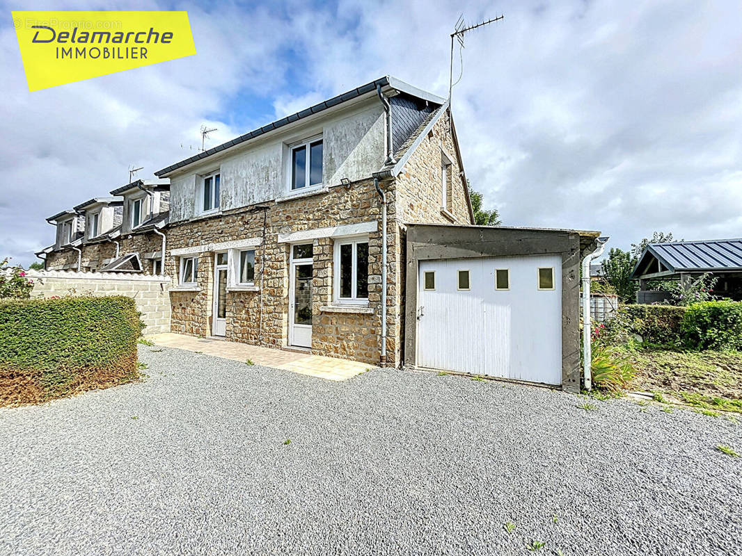 Maison à SAINT-DENIS-LE-GAST