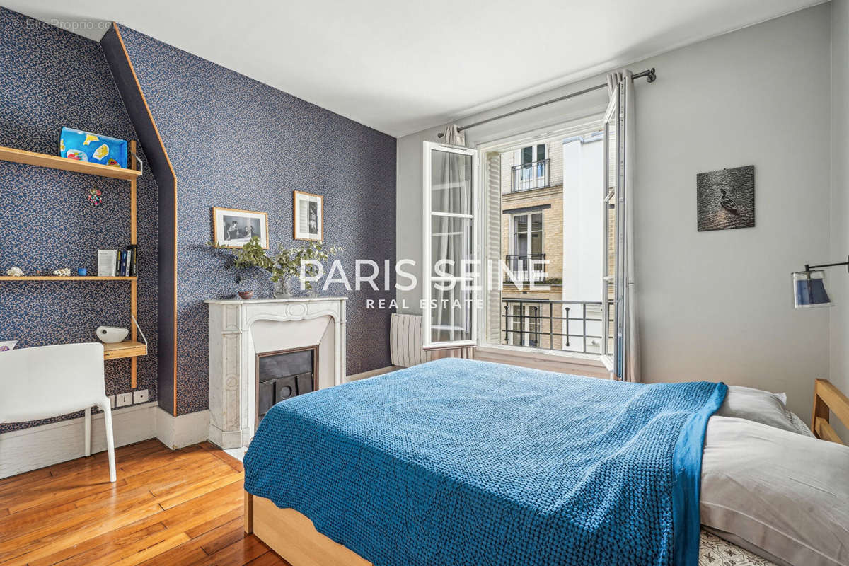 Appartement à PARIS-6E