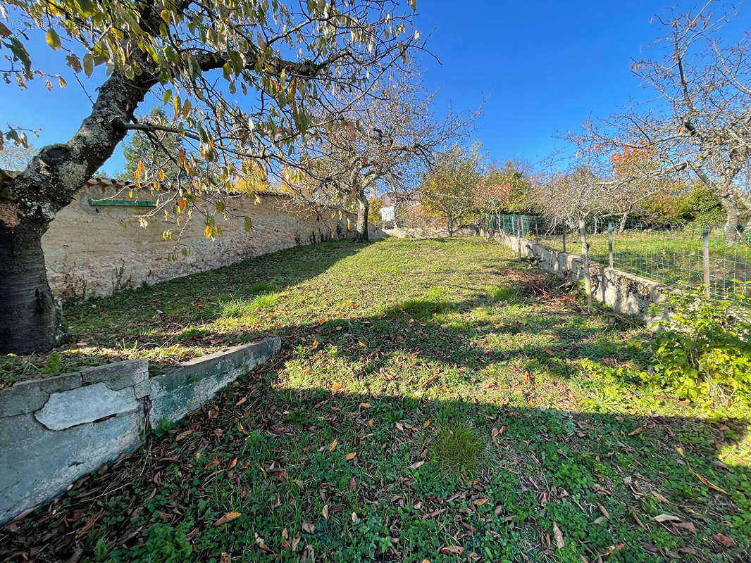 Maison à RENAISON