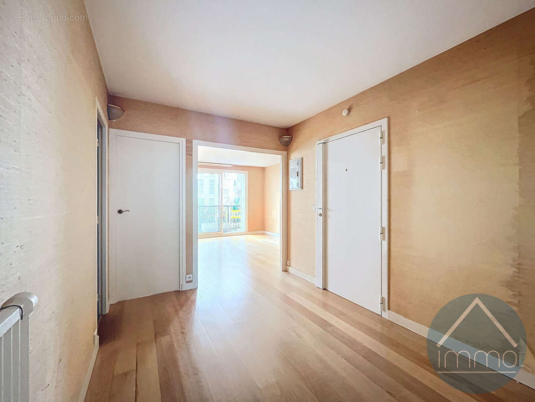 Appartement à ASNIERES-SUR-SEINE