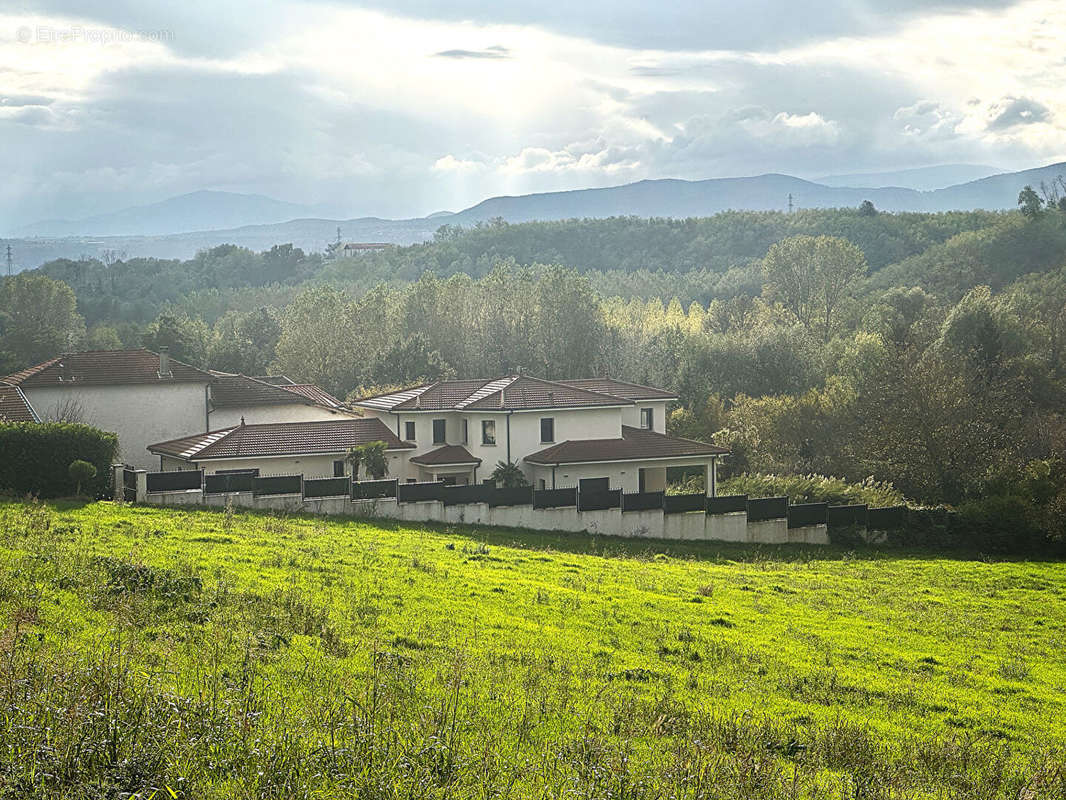 Maison à VILLE-SOUS-ANJOU