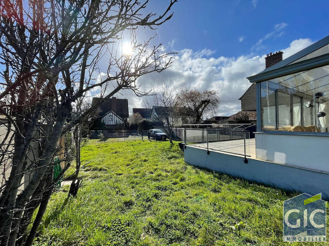 Maison à MERVILLE-FRANCEVILLE-PLAGE