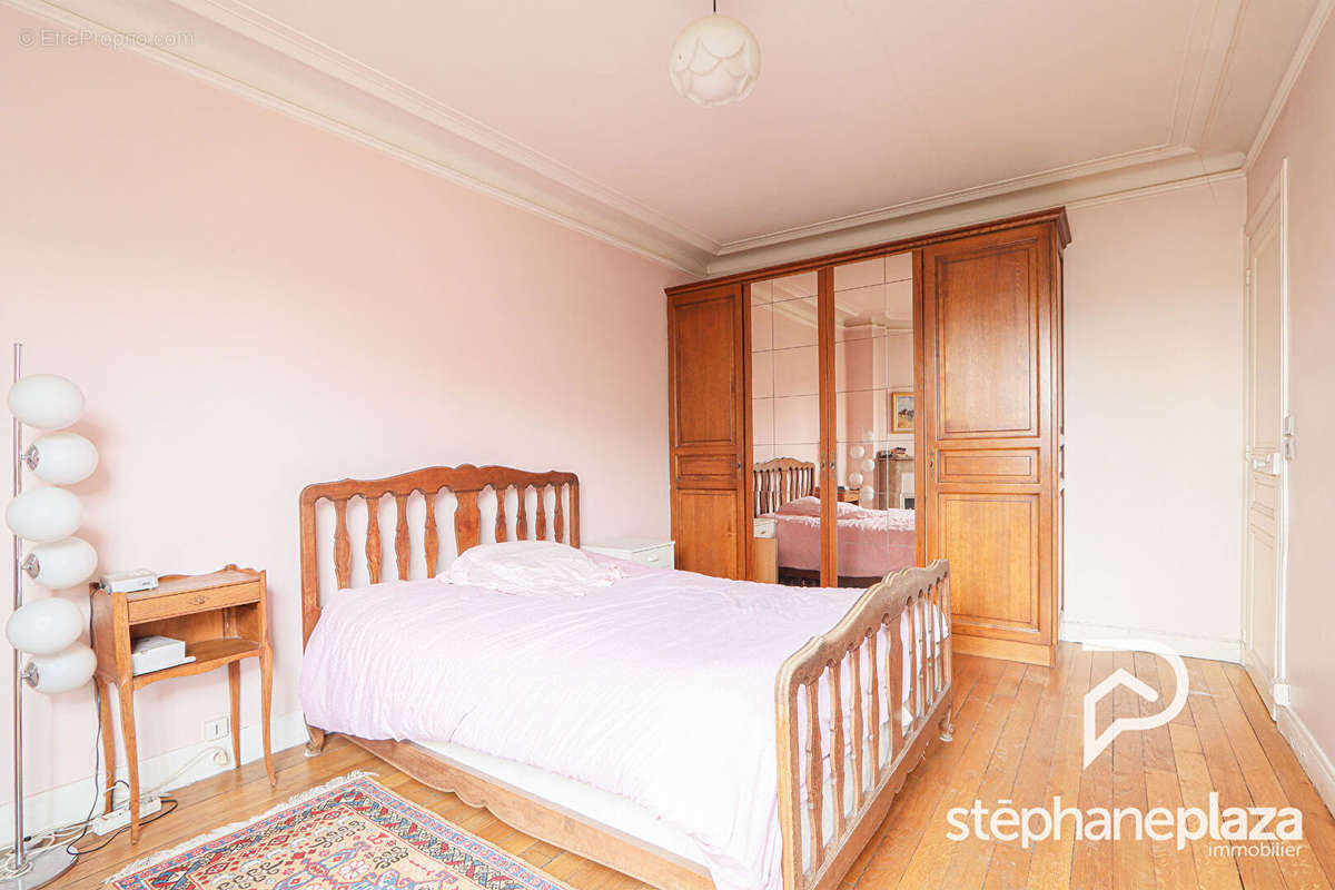 Appartement à MONTROUGE