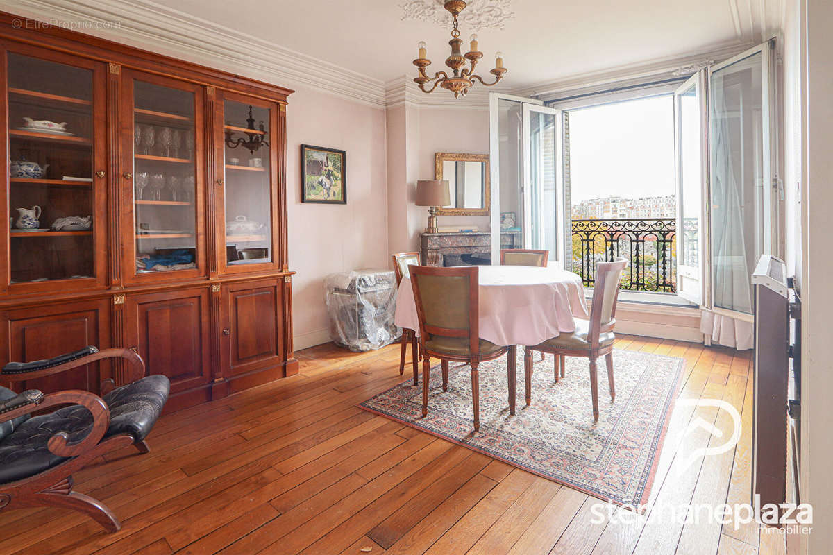 Appartement à MONTROUGE