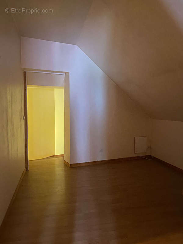 Appartement à ESTISSAC