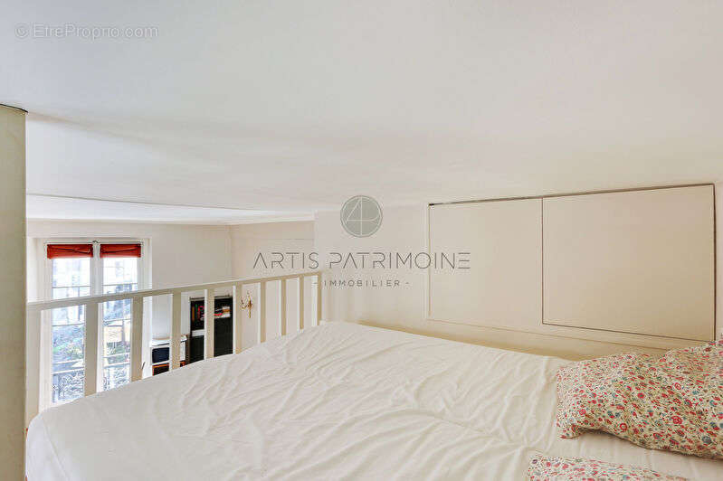 Appartement à PARIS-6E