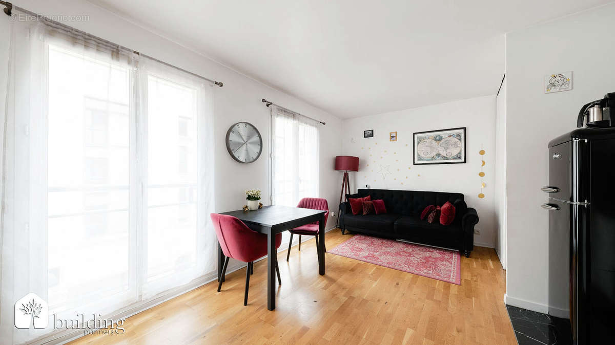 Appartement à LEVALLOIS-PERRET